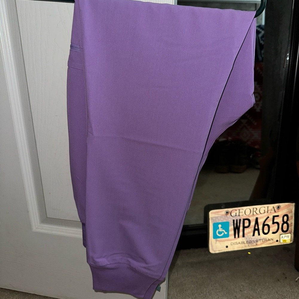 Figs women’s  in Lavender